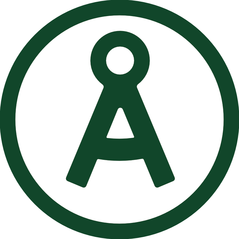 Mørkegrøn på hvid